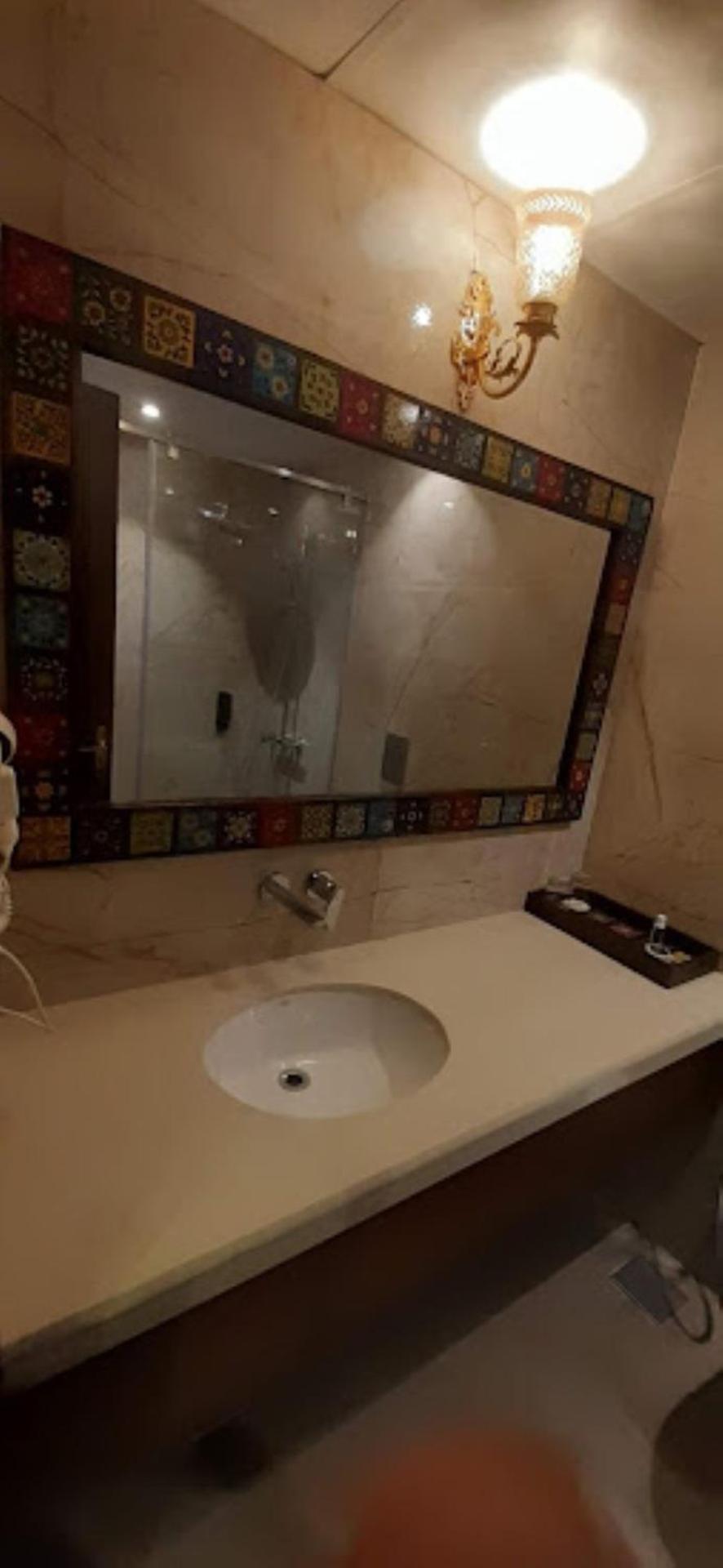 Laxminarayan Club & Resort Vadodara Zewnętrze zdjęcie